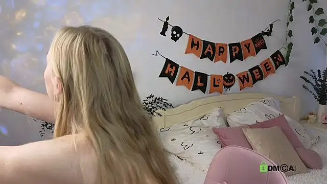 hey Olivia online show from October 19, 2025, 9:01 am