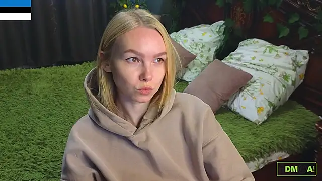 hey Olivia online show from November 16, 2025, 7:46 am