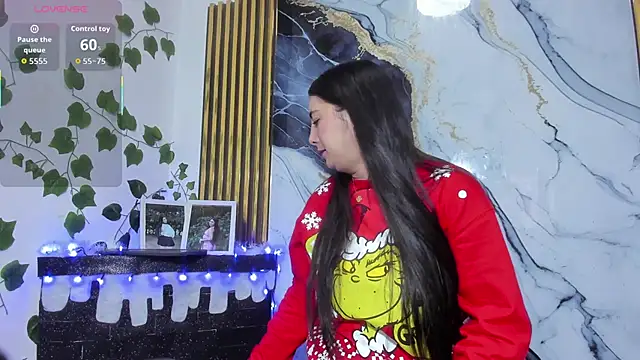 brittanyy20 online show from December 17, 2025, 9:36 am