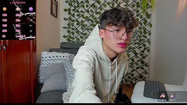 bellmontneon online show from November 27, 2025, 11:10 am