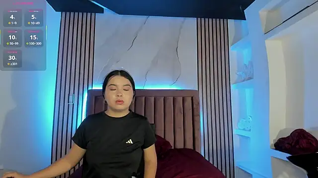 LunaWiill  online show from September 23, 2025, 11:28 am