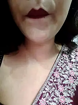 Snapshot of Bhaavyasingh chatting on November 1, 2025, 10:25 pm Bhaavyasingh online show from November 1, 2025, 10:25 pm