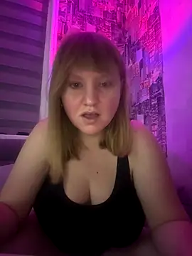 Snapshot of GretieLee chatting on October 1, 2025, 5:17 pm GretieLee online show from October 1, 2025, 5:17 pm