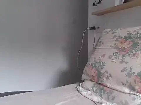 hugoboys4576 online show from November 10, 2025, 11:26 am