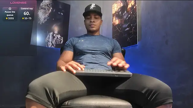 Snapshot of Noah_Black212 chatting on September 30, 2025, 1:17 pm Noah Black212 online show from September 30, 2025, 1:17 pm