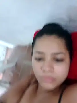 Snapshot of HOT_MOM34 chatting on October 1, 2025, 6:45 pm HOT MOM34 online show from October 1, 2025, 6:45 pm