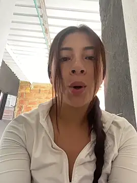 Karlee Grey1 online show from November 5, 2025, 2:42 pm