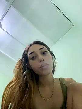 Snapshot of loirinhaaa chatting on October 13, 2025, 4:08 pm loirinhaaa online show from October 13, 2025, 4:08 pm