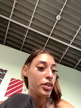 Snapshot of loirinhaaa chatting on November 25, 2025, 7:47 pm loirinhaaa online show from November 25, 2025, 7:47 pm