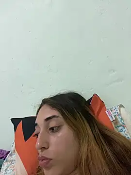 Snapshot of loirinhaaa chatting on October 11, 2025, 2:07 pm loirinhaaa online show from October 11, 2025, 2:07 pm