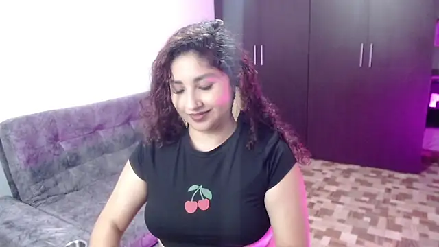 Snapshot of Gia_Dior chatting on March 16, 2026, 11:51 pm Gia Dior online show from March 16, 2026, 11:51 pm