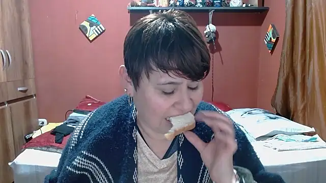 Snapshot of Sasharosee2 chatting on January 15, 2026, 12:08 pm Sasharosee2 online show from January 15, 2026, 12:08 pm