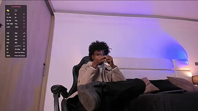 AllexJacob online show from December 18, 2025, 1:15 pm