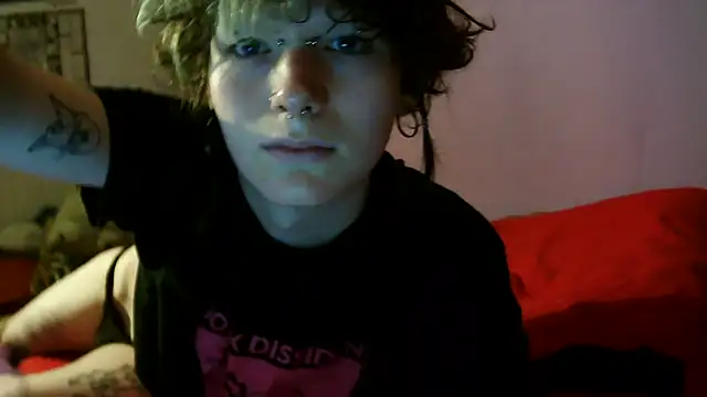 Snapshot of Nydia_Levine chatting on October 21, 2025, 12:15 pm Nydia Levine online show from October 21, 2025, 12:15 pm