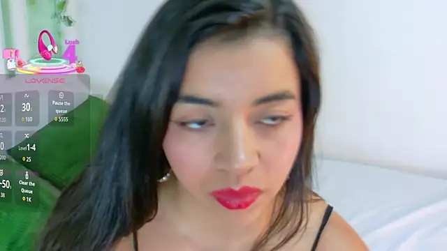 Bella Spicy   online show from October 8, 2025, 7:47 pm