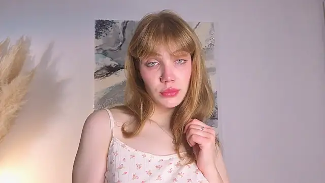 pienaple online show from October 20, 2025, 4:03 am