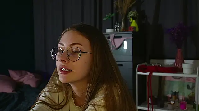 Snapshot of blissence chatting on February 21, 2026, 3:25 pm blissence online show from February 21, 2026, 3:25 pm