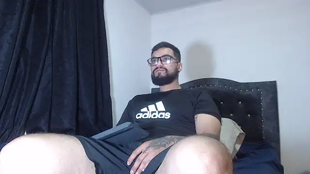 Chrys harris77 online show from March 19, 2026, 11:38 pm