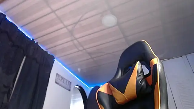 Chrys harris77 online show from September 30, 2025, 9:54 pm