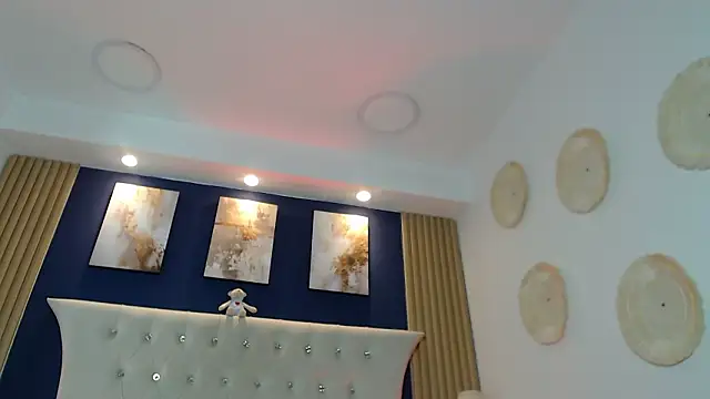 SalvadorFit online show from March 18, 2026, 8:21 pm