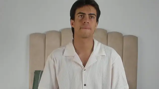 cody pipper  online show from October 3, 2025, 12:28 pm