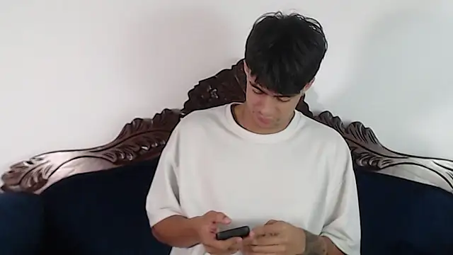 cody pipper  online show from October 31, 2025, 1:52 pm