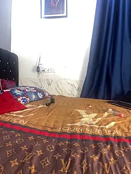 Daavikolovivi online show from November 15, 2025, 1:53 am