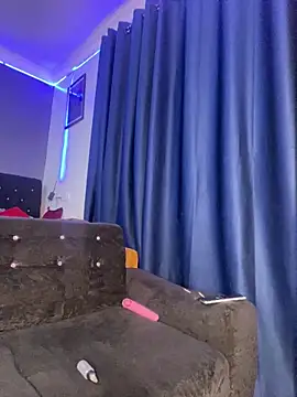 Daavikolovivi online show from October 26, 2025, 3:18 am