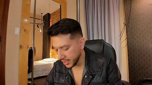 DomnGrey online show from October 7, 2025, 3:18 am