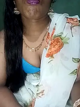 Snapshot of Cute_Couple59 chatting on March 31, 2026, 6:21 pm Cute Couple59 online show from March 31, 2026, 6:21 pm