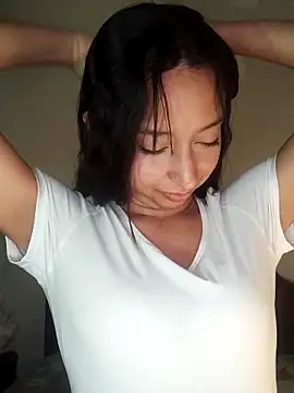 Snapshot of Vale_stone_ chatting on March 8, 2026, 10:35 pm Vale stone online show from March 8, 2026, 10:35 pm