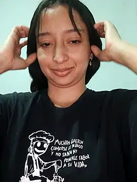 Snapshot of Vale_stone_ chatting on March 5, 2026, 3:25 am Vale stone online show from March 5, 2026, 3:25 am