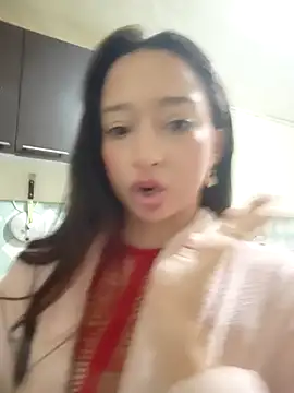 Snapshot of Vale_stone_ chatting on April 11, 2026, 7:45 am Vale stone online show from April 11, 2026, 7:45 am