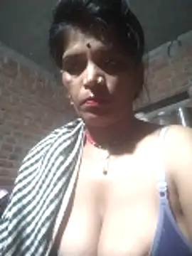 Hott cutgirl online show from October 7, 2025, 4:19 pm