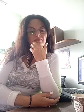 Snapshot of ValeriaLove43211 chatting on September 25, 2025, 11:16 am ValeriaLove43211 online show from September 25, 2025, 11:16 am