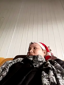 callistra online show from March 8, 2026, 4:27 am