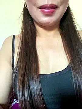 Milky-milk online show from November 24, 2025, 1:38 am