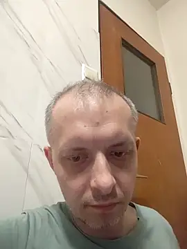 szajbusek41 online show from March 11, 2026, 5:40 pm