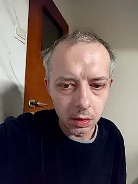 szajbusek41 online show from January 14, 2026, 2:59 am