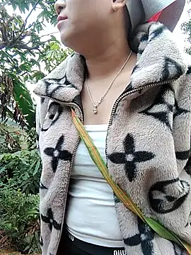 Snapshot of Biu_xx chatting on December 21, 2025, 1:08 am Biu xx online show from December 21, 2025, 1:08 am