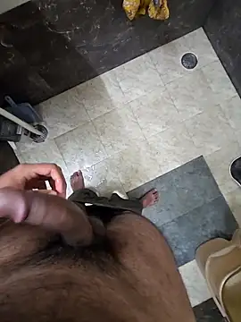 Snapshot of thick_hard_dick chatting on November 21, 2025, 5:39 am thick hard dick online show from November 21, 2025, 5:39 am