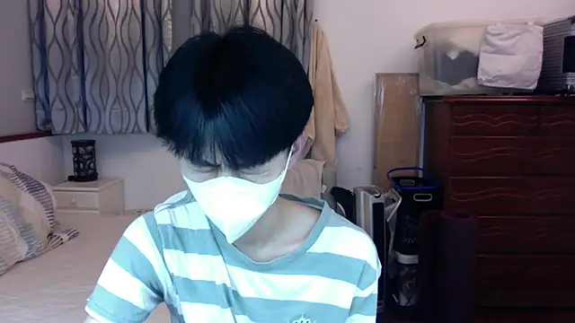 kai101010 online show from October 18, 2025, 4:09 pm