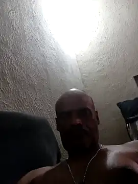 Snapshot of JeffersonRay chatting on November 11, 2025, 11:38 am JeffersonRay online show from November 11, 2025, 11:38 am