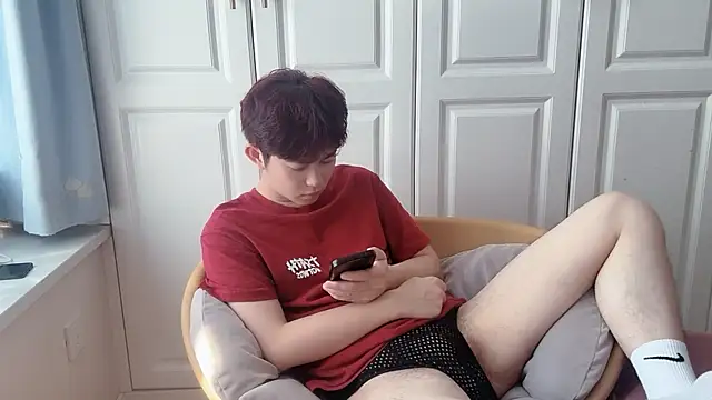 xlong00099 online show from October 5, 2025, 5:20 am