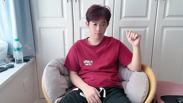 xlong00099 online show from October 8, 2025, 4:14 am