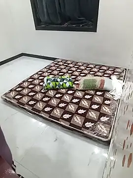 sassyishhu76 online show from October 11, 2025, 8:43 pm