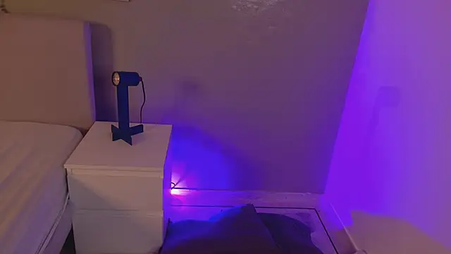 KeendraFox  online show from November 26, 2025, 10:26 am