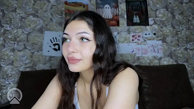 Snapshot of sweeet_strawberies chatting on October 29, 2025, 5:12 pm sweeet strawberies online show from October 29, 2025, 5:12 pm