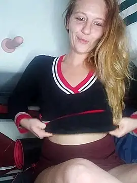 Snapshot of anayshotgirl chatting on November 12, 2025, 4:11 pm anayshotgirl online show from November 12, 2025, 4:11 pm