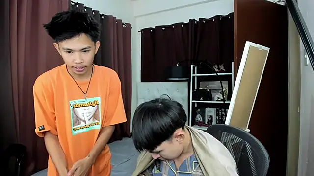 UncensoredCock online show from September 25, 2025, 9:26 am